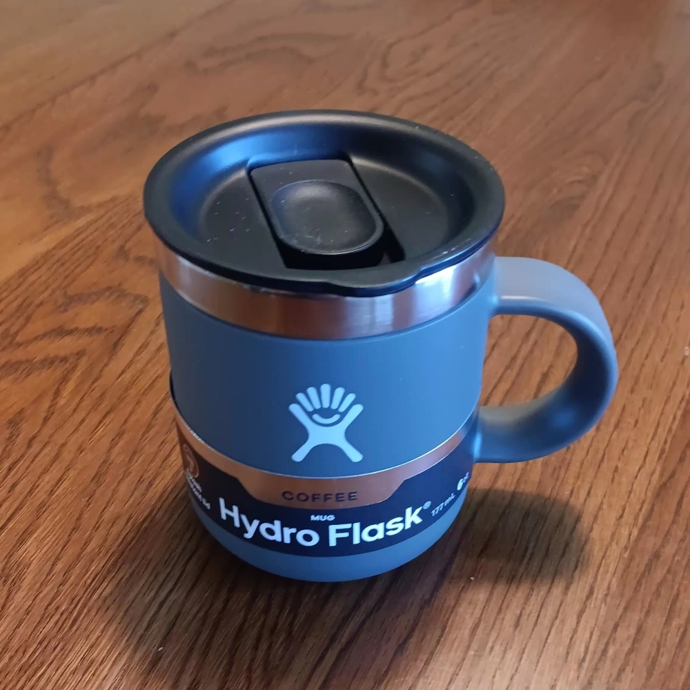 Hydro Flask 6 oz Mug, NWT and in Grey